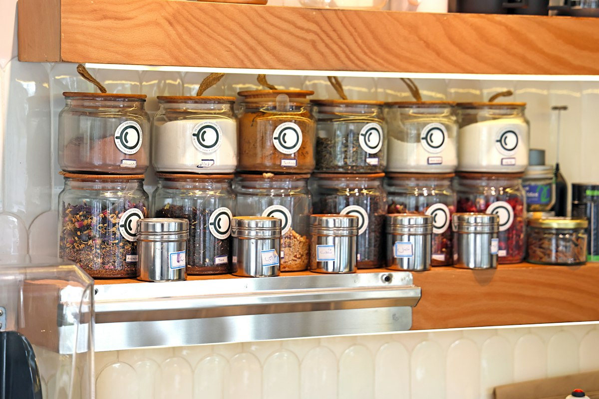 Airtight glass coffee storage container